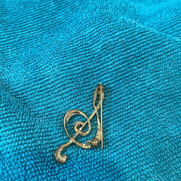 Sparkle Treble Clef pin. - Picture 4 of 7